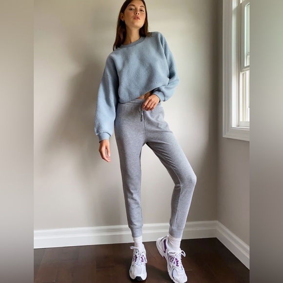 ARITZIA Sunday best Lupa Sweater in Serene Blue medium - Picture 12 of 13